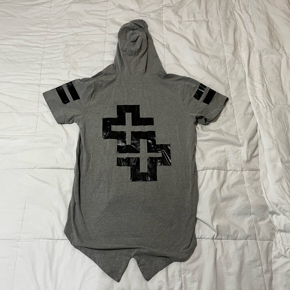 Men’s Long Tail Stylish Top with Hood